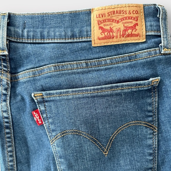 Women's Levi 710 Super-Skinny Jeans | 30x30 - Picture 9 of 12